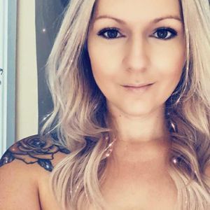 Meet your Posher, Wanita